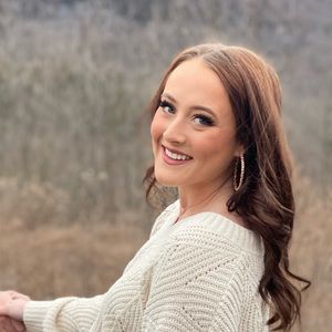 Meet your Posher, Myra